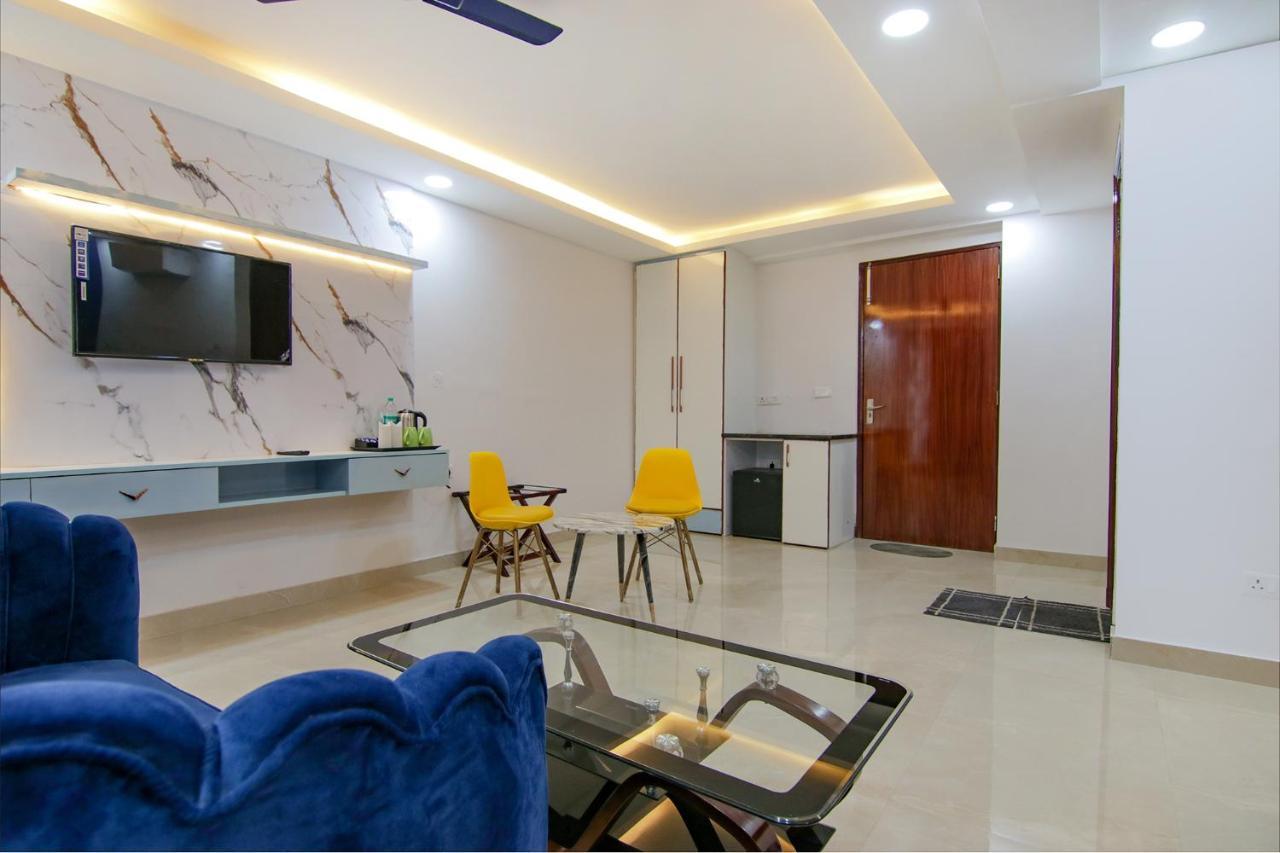 Fabhotel Satyam International Noida Buitenkant foto