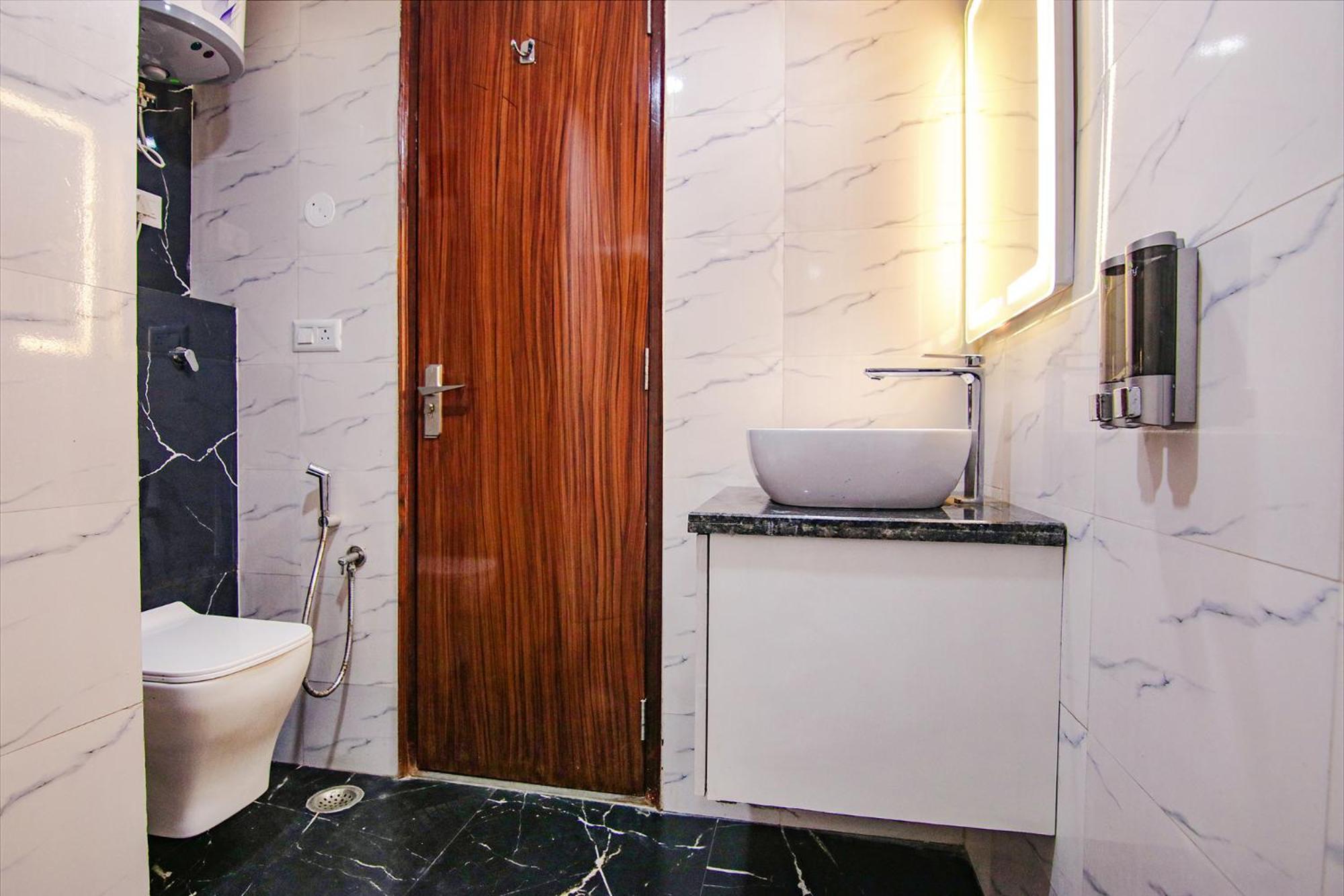 Fabhotel Satyam International Noida Buitenkant foto