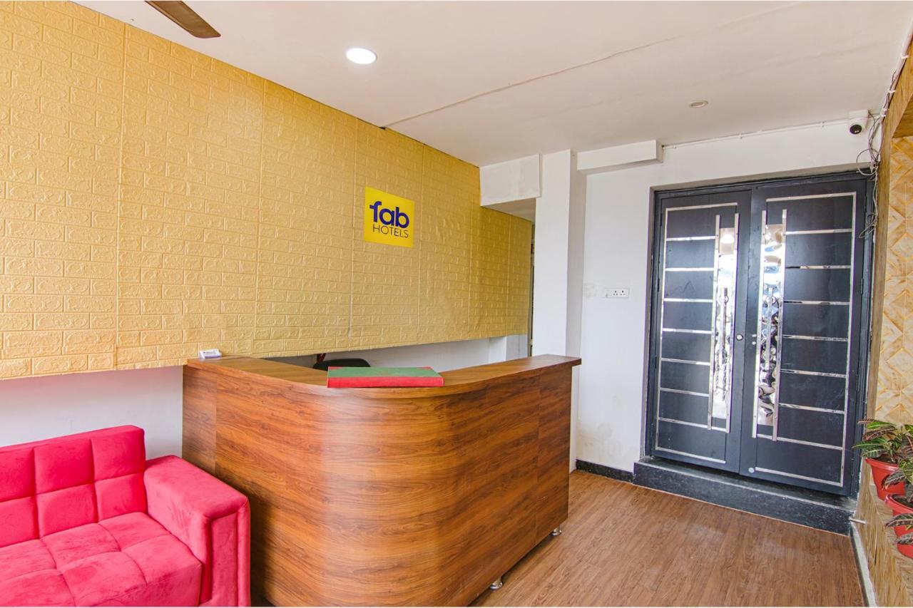 Fabhotel Satyam International Noida Buitenkant foto