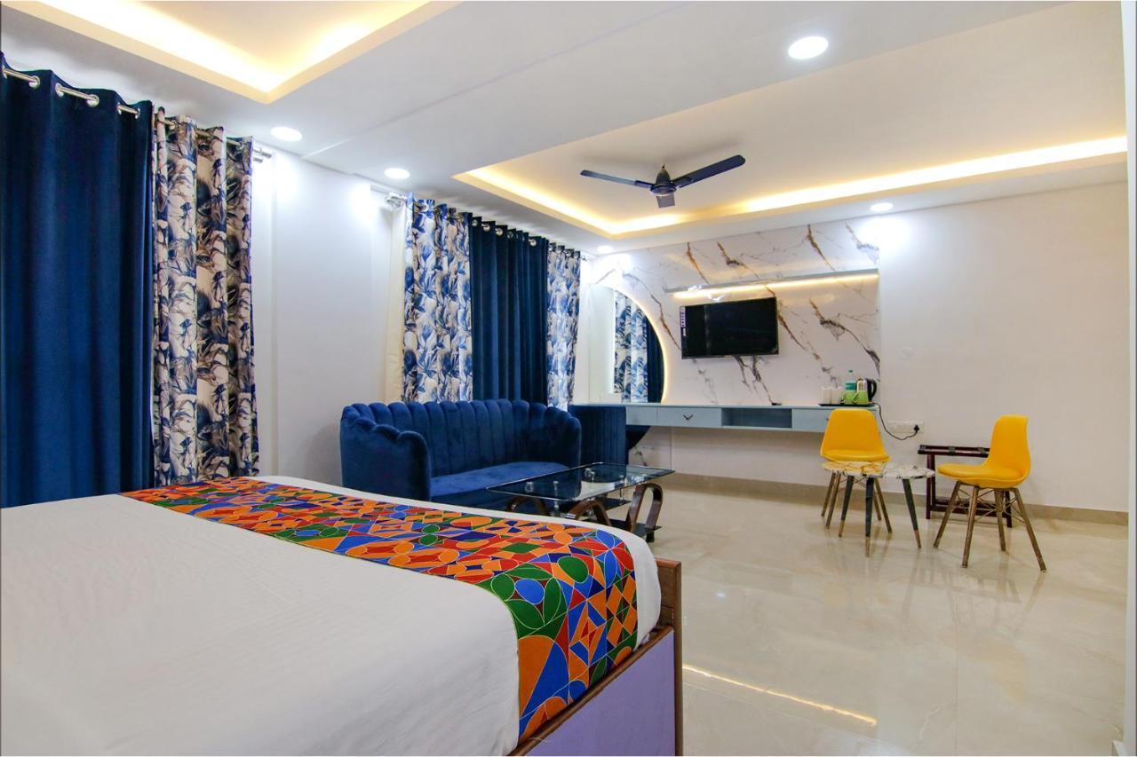 Fabhotel Satyam International Noida Buitenkant foto