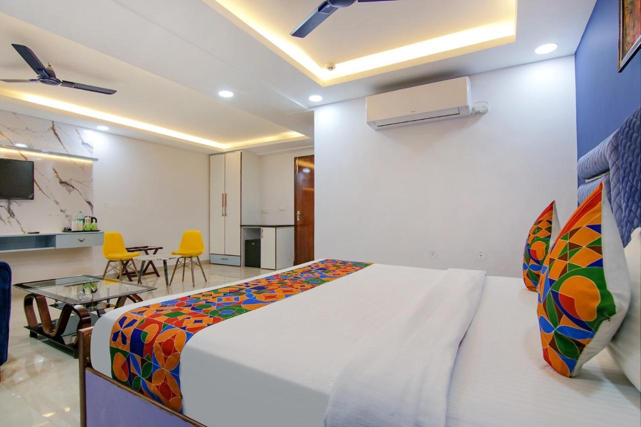 Fabhotel Satyam International Noida Buitenkant foto
